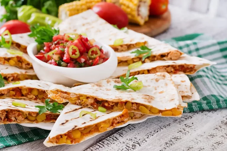 Leia mais sobre o artigo 5 receitas de quesadilla para você se sentir no México